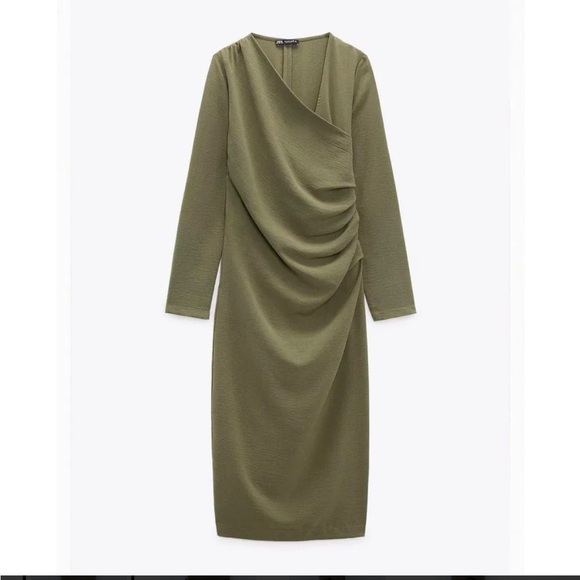 NWOT Zara V-neck Midi Side Ruched Dress in Green. Size Small - Picture 2 of 11